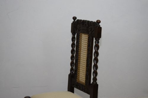 ANTIQUE CAROLEAN STYLE SIDE CHAIR - ADDITIONAL PHOTO 5
