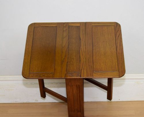 EARLY 20TH CENTURY OAK OCCASIONAL TABLE - ADDITIONAL PHOTO 10