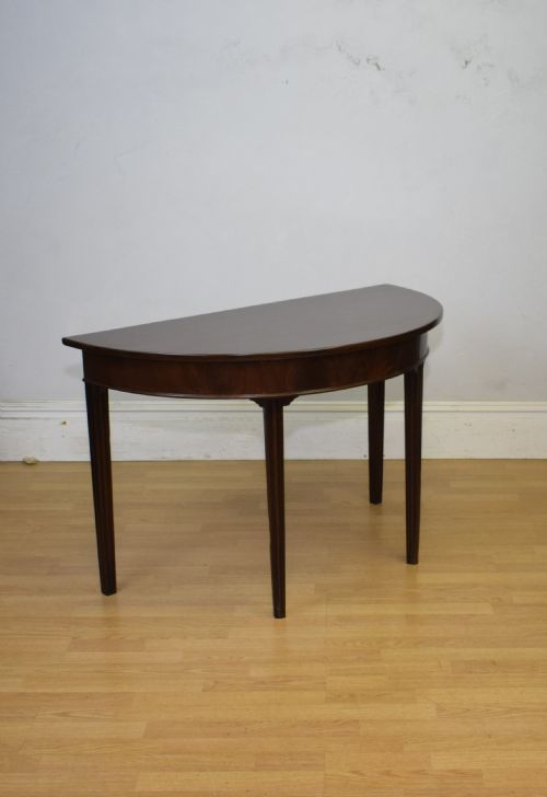 GEORGIAN PERIOD DEMI LUNE TABLE - ADDITIONAL PHOTO 7