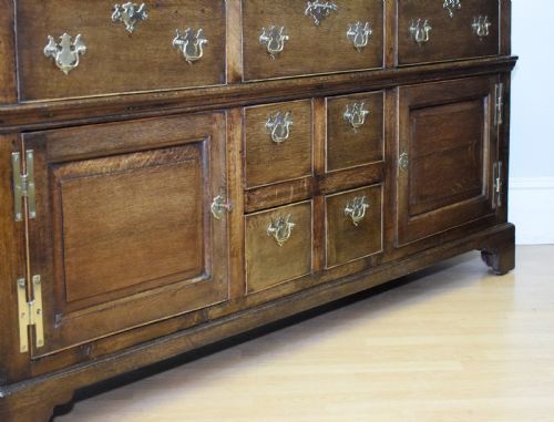 GEORGIAN PERIOD DRESSER BASE - ADDITIONAL PHOTO 13