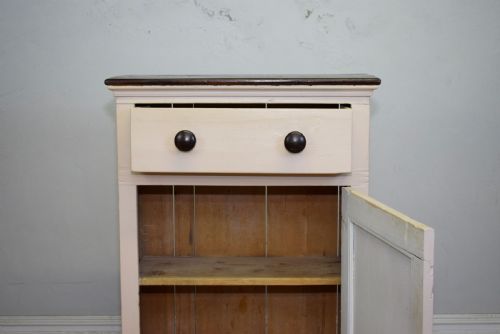 VICTORIAN PINE PAINTED CUPBOARD - ADDITIONAL PHOTO 10