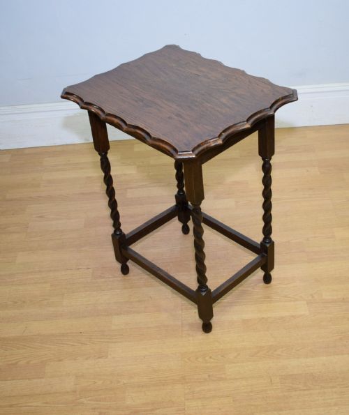EARLY 20TH CENTURY OAK OCCASIONAL TABLE - ADDITIONAL PHOTO 6