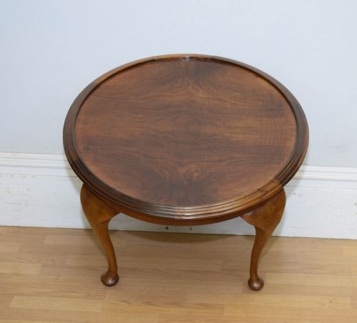 EARLY 20TH CENTURY WALNUT COFFEE TABLE - ADDITIONAL PHOTO 1