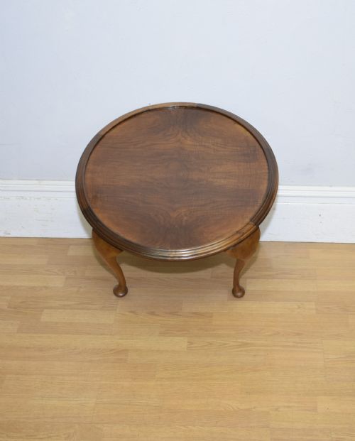 EARLY 20TH CENTURY WALNUT COFFEE TABLE - ADDITIONAL PHOTO 8
