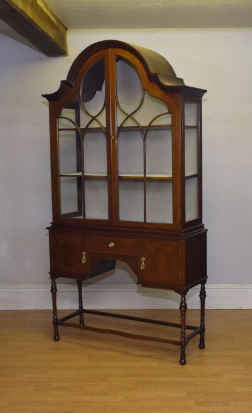 EARLY 20TH CENTURY DISPLAY CABINET - ADDITIONAL PHOTO 1