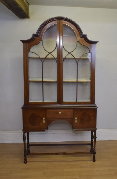 EARLY 20TH CENTURY DISPLAY CABINET - ADDITIONAL PHOTO 4
