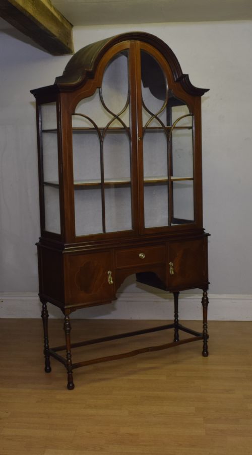 EARLY 20TH CENTURY DISPLAY CABINET - ADDITIONAL PHOTO 11