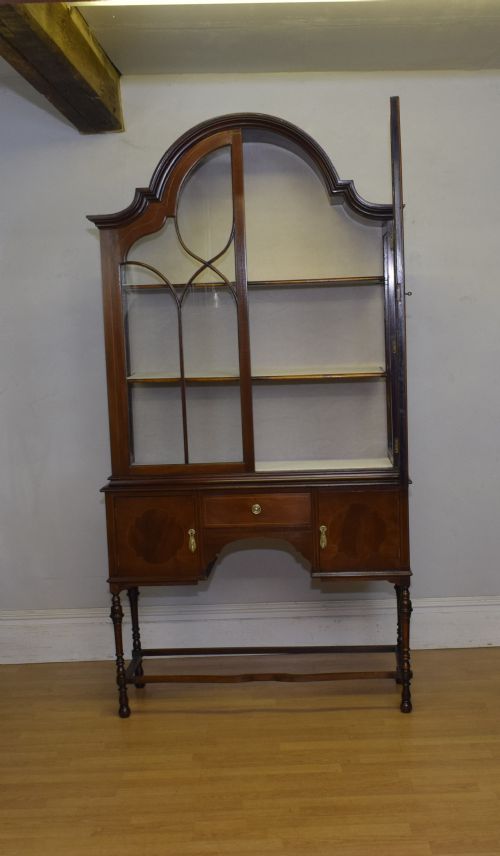 EARLY 20TH CENTURY DISPLAY CABINET - ADDITIONAL PHOTO 15