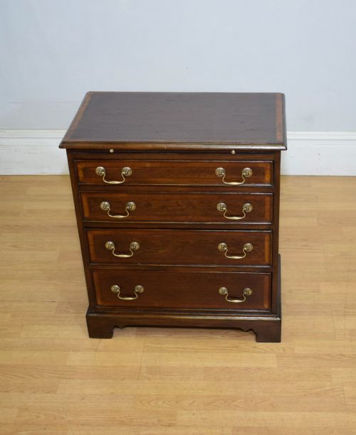 BACHELOR'S CHEST OF DRAWERS - ADDITIONAL PHOTO 1