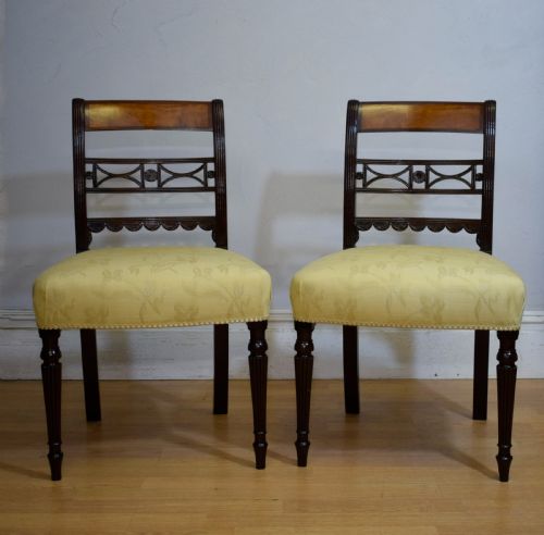 PAIR OF REGENCY SIDE CHAIRS - ADDITIONAL PHOTO 1