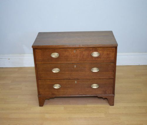 victorian oak chest of drawers - CATEGORY: ANTIQUE CHEST OF DRAWERS - DATED VICTORIAN