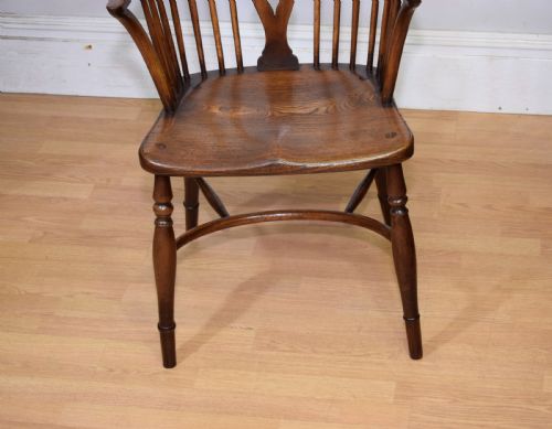 ANTIQUE WINDSOR ARM CHAIR - ADDITIONAL PHOTO 3