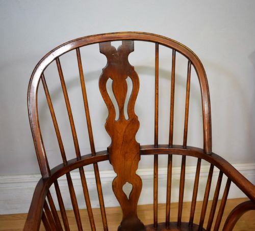 ANTIQUE WINDSOR ARM CHAIR - ADDITIONAL PHOTO 6