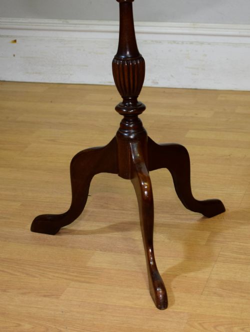 EARLY 20TH CENTURY WINE TABLE - ADDITIONAL PHOTO 2