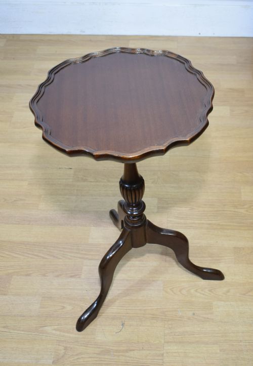 EARLY 20TH CENTURY WINE TABLE - ADDITIONAL PHOTO 4