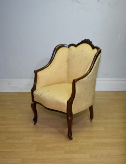 ANTIQUE VICTORIAN ARMCHAIR - ADDITIONAL PHOTO 3