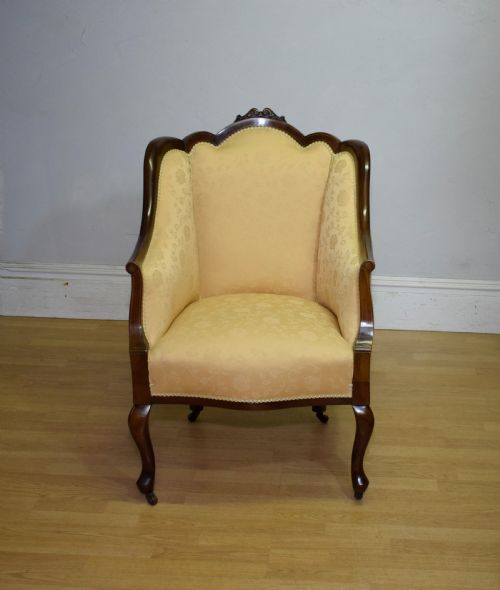 ANTIQUE VICTORIAN ARMCHAIR - ADDITIONAL PHOTO 4