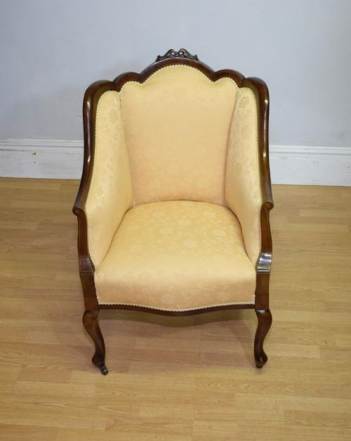ANTIQUE VICTORIAN ARMCHAIR - ADDITIONAL PHOTO 5
