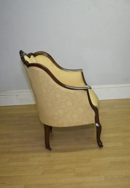 ANTIQUE VICTORIAN ARMCHAIR - ADDITIONAL PHOTO 18