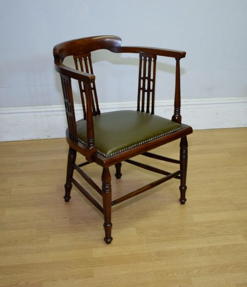 VICTORIAN TUB CHAIR - ADDITIONAL PHOTO 1