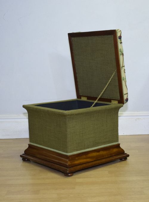 REGENCY OTTOMAN WORK BOX - ADDITIONAL PHOTO 16