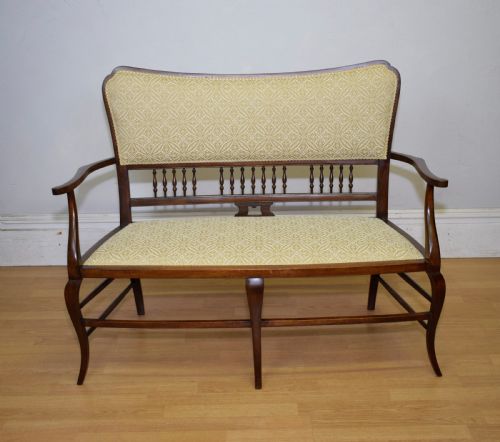 antique edwardian couch - CATEGORY: ANTIQUE SOFAS - DATED EDWARDIAN
