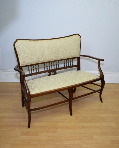 ANTIQUE EDWARDIAN COUCH - ADDITIONAL PHOTO 3