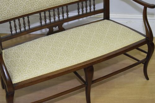 ANTIQUE EDWARDIAN COUCH - ADDITIONAL PHOTO 16