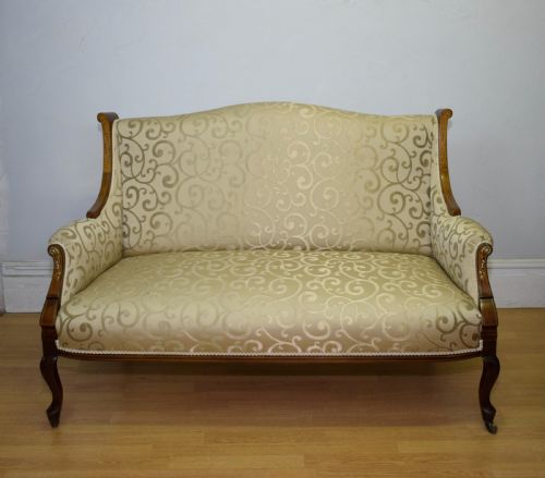 ANTIQUE VICTORIAN SETTEE - ADDITIONAL PHOTO 2