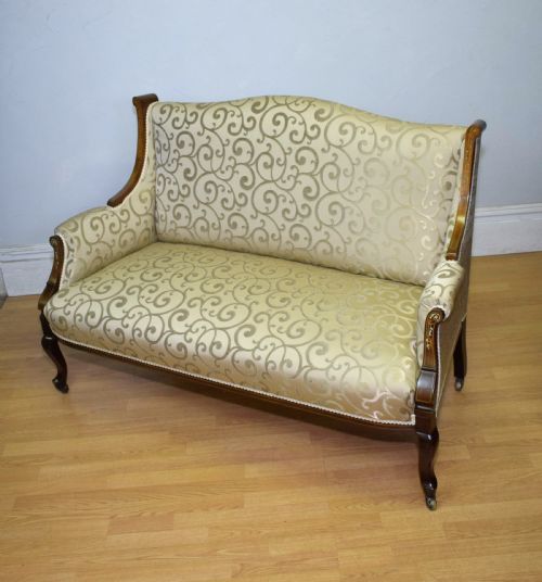ANTIQUE VICTORIAN SETTEE - ADDITIONAL PHOTO 18