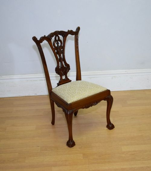 EARLY 20TH CENTURY CHILDREN'S CHAIR - ADDITIONAL PHOTO 1