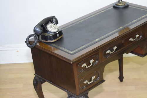 VICTORIAN MAHOGANY DESK - ADDITIONAL PHOTO 11