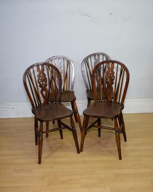 set of 4 victorian wheel back dining chairs - CATEGORY: ANTIQUE CHAIRS - DATED VICTORIAN