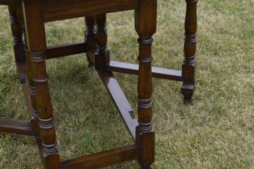 EARLY 20TH CENTURY OAK DINING TABLE - ADDITIONAL PHOTO 7