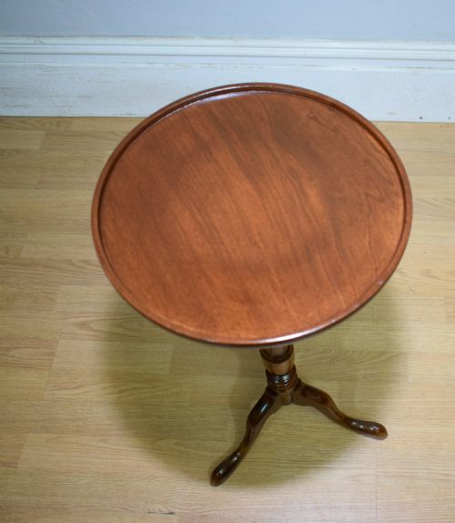 TRIPOD TABLE WINE TABLE - ADDITIONAL PHOTO 2