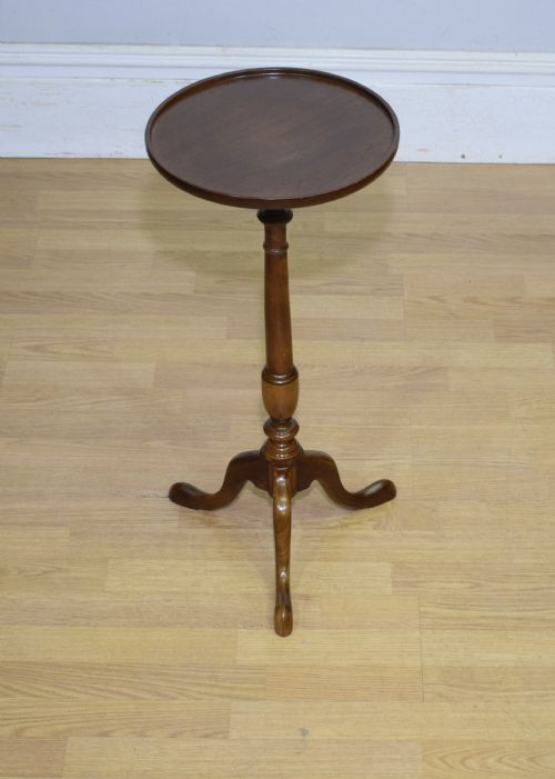 TRIPOD TABLE WINE TABLE - ADDITIONAL PHOTO 5