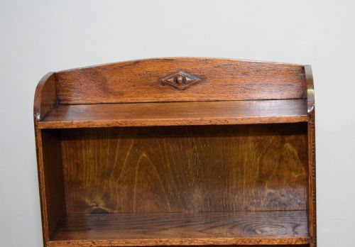 EARLY 20TH CENTURY OAK BOOKCASE - ADDITIONAL PHOTO 8