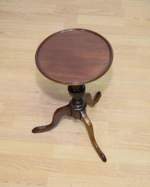 EARLY 20TH CENTURY WINE TABLE - ADDITIONAL PHOTO 6