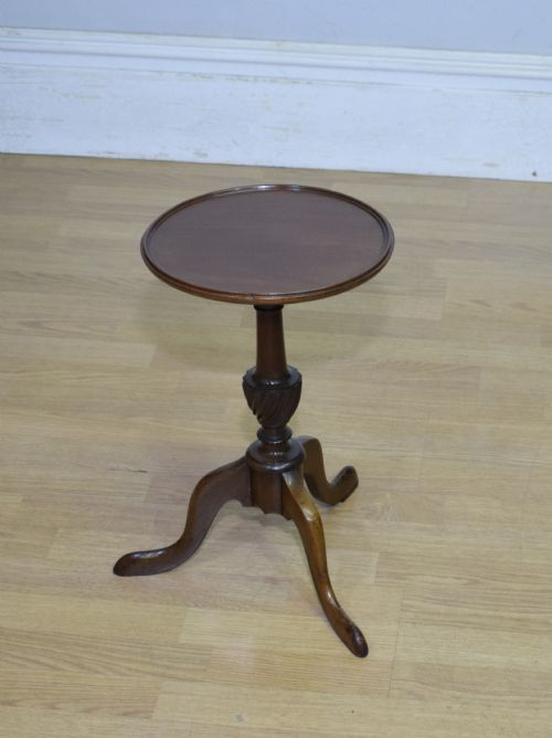 EARLY 20TH CENTURY WINE TABLE - ADDITIONAL PHOTO 10
