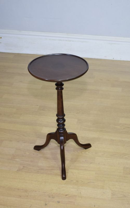 early 20th century wine table - CATEGORY: ANTIQUE TABLES - DATED 1920