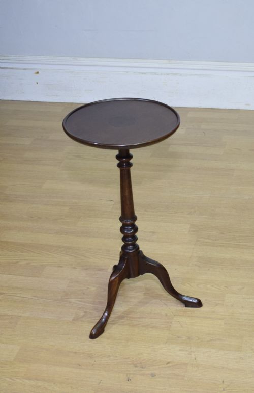 EARLY 20TH CENTURY WINE TABLE - ADDITIONAL PHOTO 2