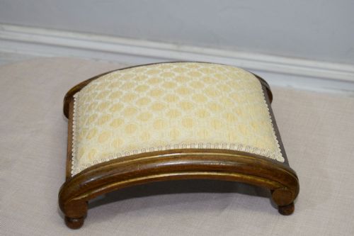 VICTORIAN WALNUT FOOT STOOL - ADDITIONAL PHOTO 3