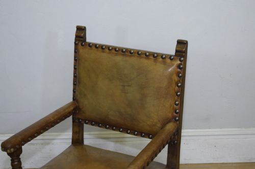 EARLY 20TH CENTURY CARVED OAK ARMCHAIR - ADDITIONAL PHOTO 10