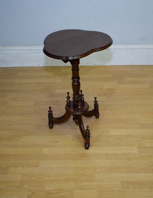 EARLY 20TH CENTURY OAK TRIPOD TABLE - ADDITIONAL PHOTO 11