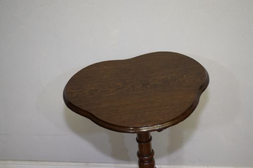 EARLY 20TH CENTURY OAK TRIPOD TABLE - ADDITIONAL PHOTO 18