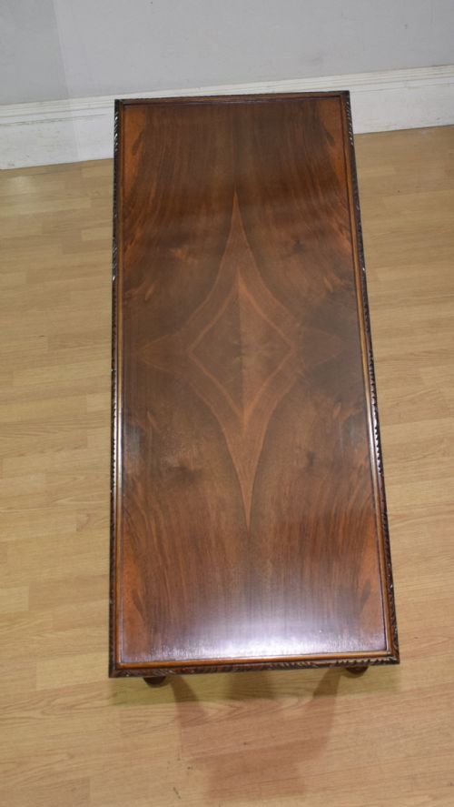 EARLY 20TH CENTURY WALNUT COFFEE TABLE - ADDITIONAL PHOTO 11