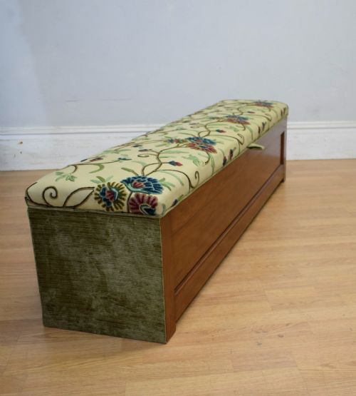 LARGE UPHOLSTERED OTTOMAN - ADDITIONAL PHOTO 18
