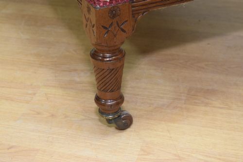 LATE VICTORIAN WALNUT COUCH - ADDITIONAL PHOTO 9