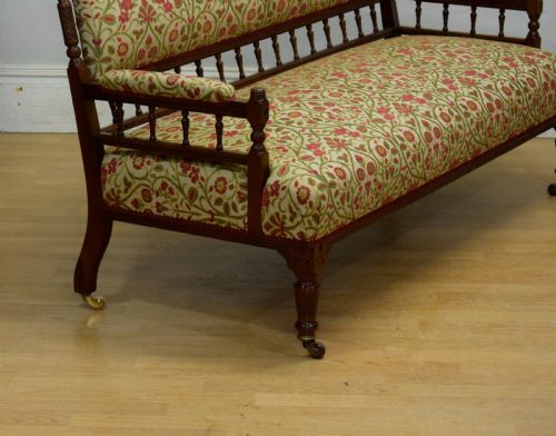 LATE VICTORIAN WALNUT COUCH - ADDITIONAL PHOTO 17