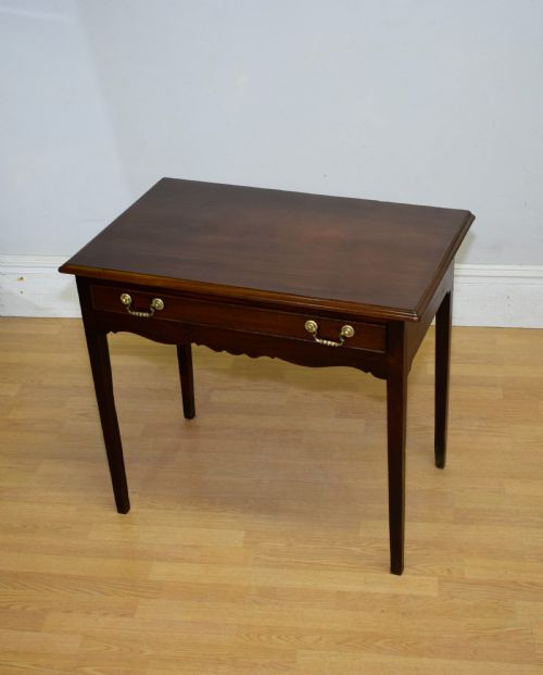 GEORGIAN MAHOGANY LOWBOY - ADDITIONAL PHOTO 1